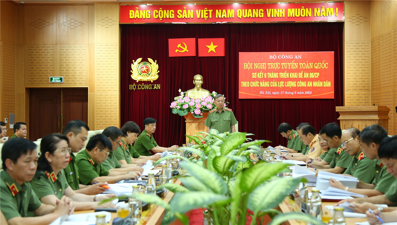 Hội nghị trực tuyến toàn quốc sơ kết 6 tháng triển khai Đề án 06 theo chức năng của lực lượng Công an nhân dân